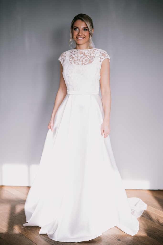 wandelbaresbrautkleid_modernesbrautkleid_hochzeit2026_spontanheiraten